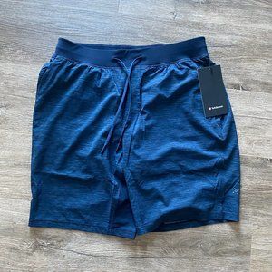 NWT Lululemon  T.H.E. Short 9" Liner - Large